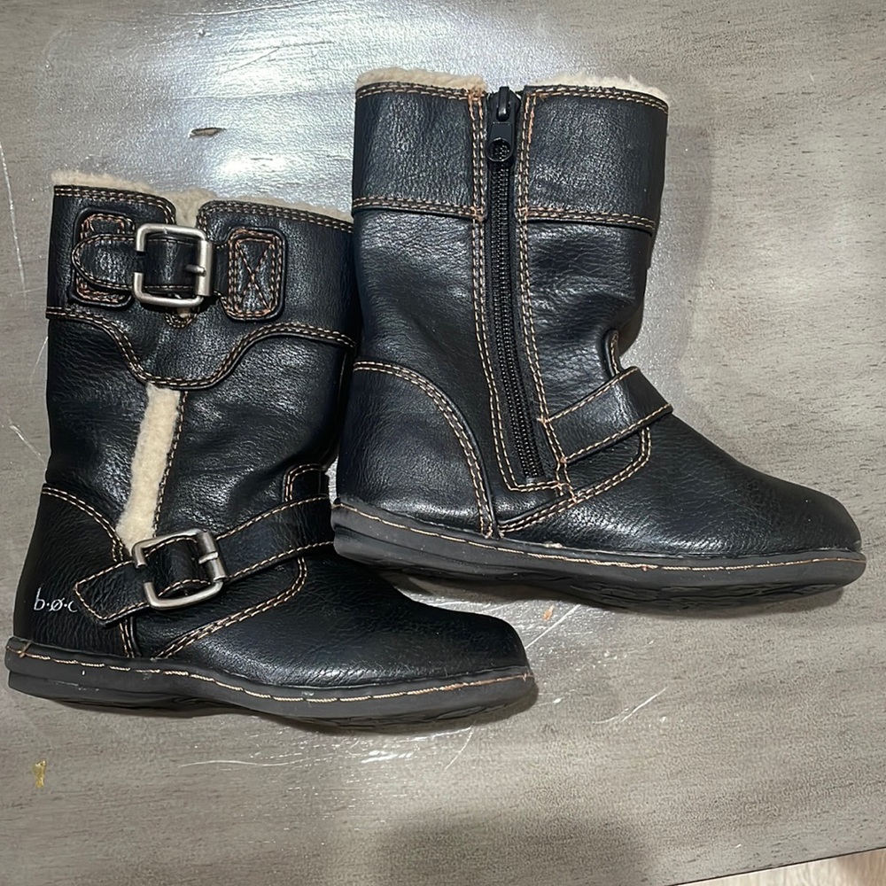 BOC toddler boots size 9
